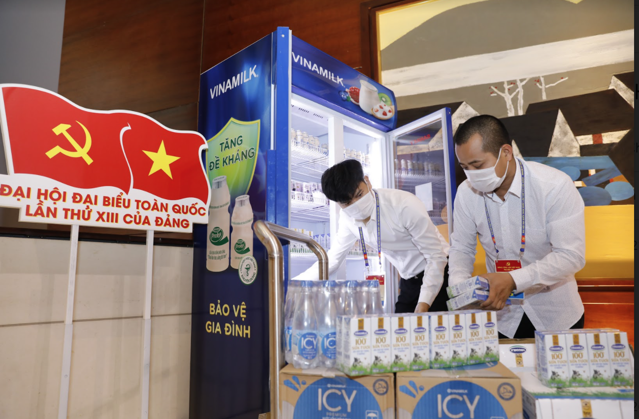 Sản[-]phẩm[-]Vinamilk[-]được[-]sử[-]dụng[-]để[-]phục[-]vụ[-]các[-]sự[-]kiện[-]lớn[-]của[-]quốc[-]gia[-]năm[-]2020